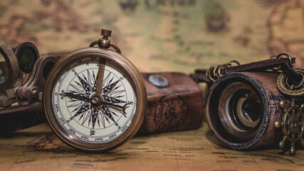 Fototapeta na wymiar Vintage Nautical Compass