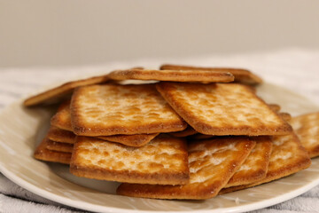 Delicious crispy wafer, slightly sweet and coated with sugar crystals.