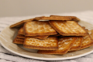 Delicious crispy wafer, slightly sweet and coated with sugar crystals.
