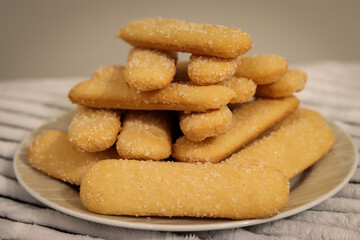Delicious crispy biscuit coated with sugar crystals.