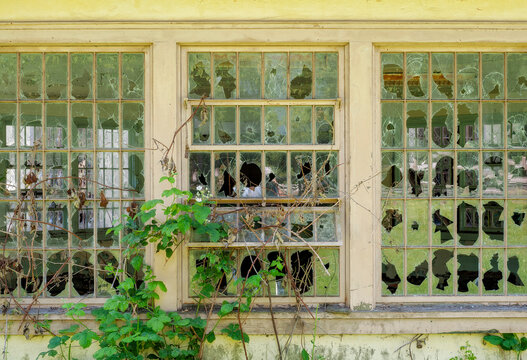 Broken Windows At Abandoned Northern State Mental Hospital. Northern State Ghost Town Is Located In Sedro-Woolley, Washington State.