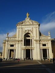 Fototapeta na wymiar Cathedral in Assisi