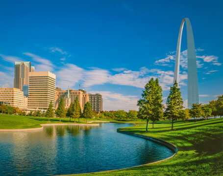 The Gateway Arch and skyline highlight the  Gateway Arch National Park in Missouri