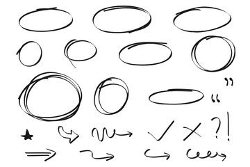 Hand drawn circle and arrow line for highlighting text. Rounds Bubbles Set doodle sketch symbols on a white background. vector illustration graphic design elements