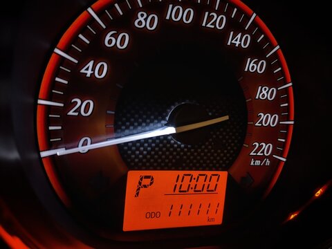 The car odometer display measures 111,111 Kilometers.