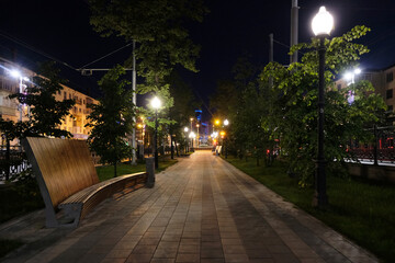 Parkway in the city at night