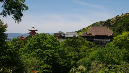 清水寺遠景 清水の舞台と三重塔