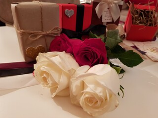 roses and gift box