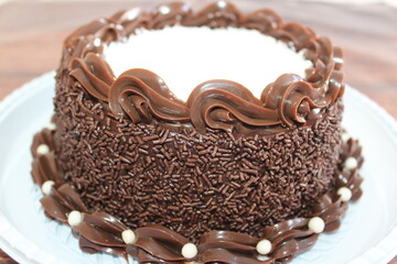 Prestigious cake