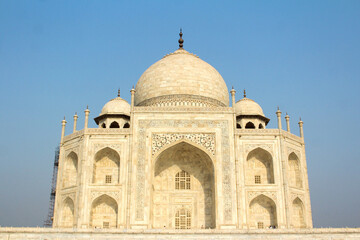 Fototapeta na wymiar Tajmahal in Agra, the symbol of love and the most beautiful building in the world. UNESCO WORLD HERITAGE SITE and one of world's wonder of India