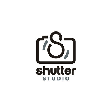 Aperture Lens Camera Initial Letter S for Shutter Snapshot Studio Photography Photographer modern simple line logo design