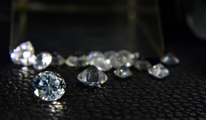 Selected diamonds
Symmetrical and beautiful for jewelry making