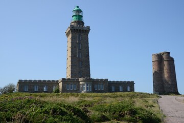 Ancien et nouveaux phare du cap Fréhel dans les Côtes d'Armor en Bretagne