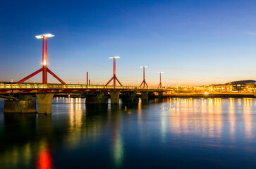 bridge over the river in budapest