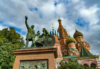 Fototapeta na wymiar saint nicholas cathedral in moscow russia