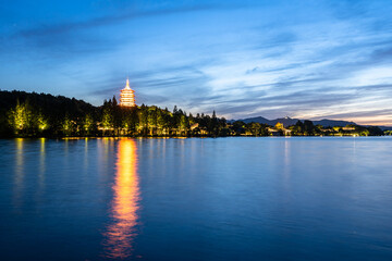 west lake in hangzhou china