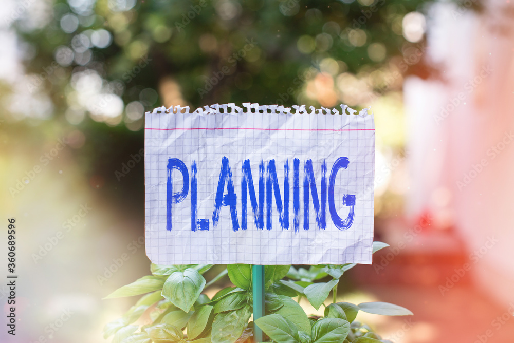 Poster handwriting text planning. conceptual photo achieving desired results is the first and foremost assi