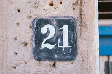 number twenty one on a wall