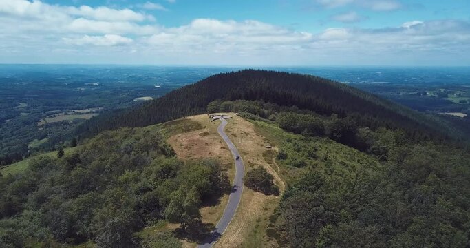 Vue sur le Massif des Mon&eacute;di&egrave;res - France