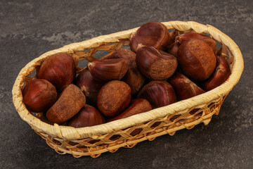 Chestnut heap in the bowl