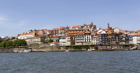 Fototapeta na wymiar city, europe, famous, medieval, oporto, porto, portugal