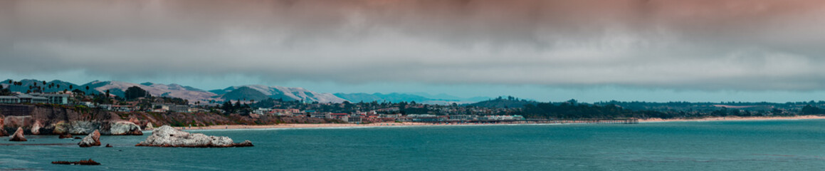 Fototapeta premium panoramic view of pismo beach