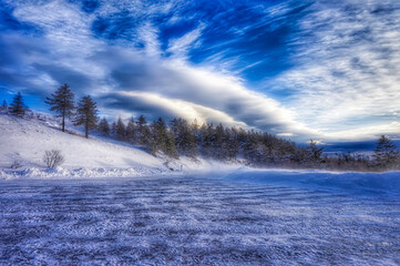 Naklejka premium 【冬山イメージ】厳冬期の雪と空