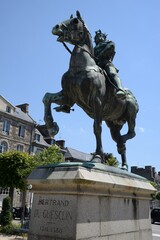 Statue équestre de Bertrand Du Guesclin à Dinan