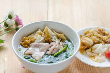 Stir-fried Fresh rice-flour noodles in thick sauce