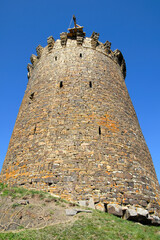 Obraz premium Dagestani attractions. Medieval tower (donjon) in outskirts of Itsari village. Dagestan, North Caucasus, Russia.
