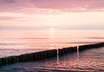 Fototapeta premium Wellenbrecher Ostseeküste