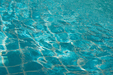 Bubbles and wave water in the pool