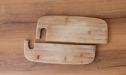 old cracked wooden cutting board. bonding with broken cutting board bandit.