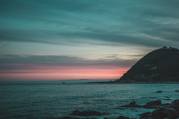Naklejka na ściany i meble Sonnenuntergang Ostküste Südinsel Neuseeland