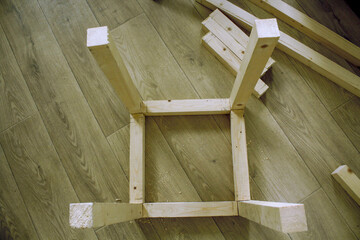 Making a stool from the bars of pine and birch plywood with your own hands