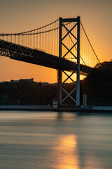 和布刈公園から見る関門橋に沈む夕陽【福岡県北九州市】