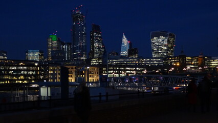 Fototapeta na wymiar London skyline city at night