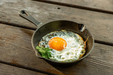 朝食セット　breakfast made from a cast iron frying pan