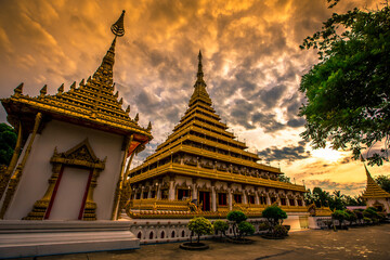 Fototapeta premium Background of the major tourist attractions in Khon Kaen (Phra Mahathat Kaen Nakhon) is a large pagoda with 9 floors, Thai tourists and foreigners come to see the beauty and travel in Thailand always.
