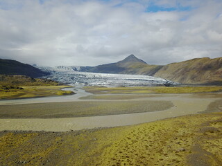 Schmelzwasserfluss in Island