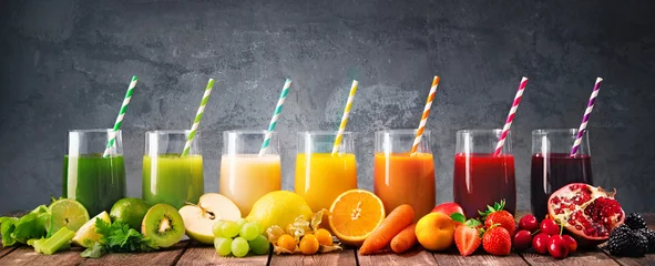 Acrylglas douchewanden met foto Eetkamer Assortiment verse fruit- en groentesappen in regenboogkleuren