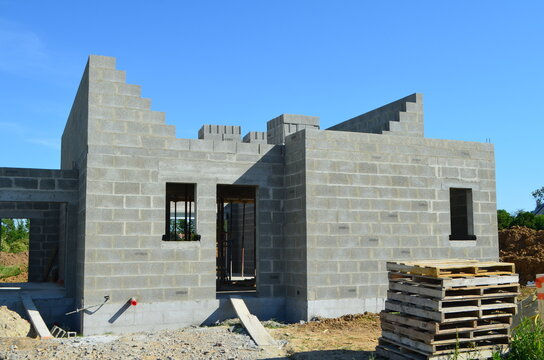 Maison en construction. (France)