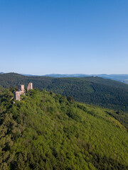 Fototapeta na wymiar Paysages de montagne vus de drone