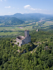 Fototapeta na wymiar Château fort d'Alsace