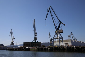 Fototapeta na wymiar Cranes in the harbor of Bilbao