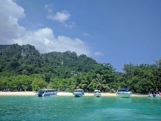 Fototapeta premium Overview of Phuket islands, Thailand - March 2017