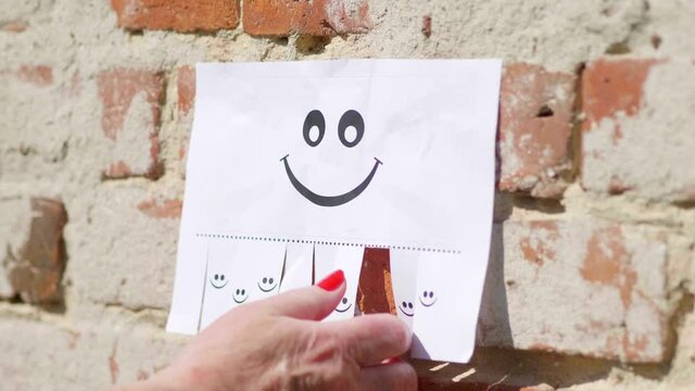The advertisement with the smile in 4k Slow motion 60fps
