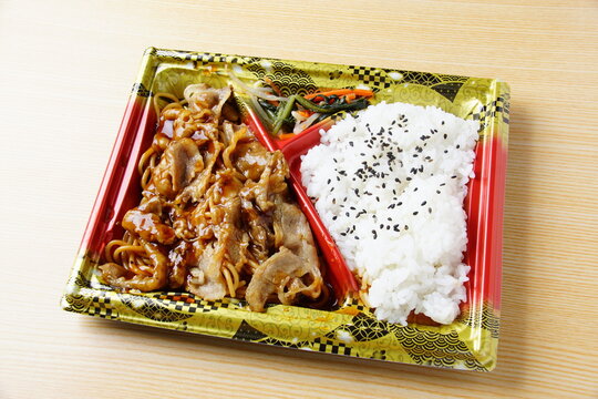 焼肉弁当 の画像 443 件の Stock 写真 ベクターおよびビデオ Adobe Stock