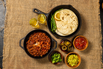 タコスセット　メキシコのグルメ　Mexican food tacos