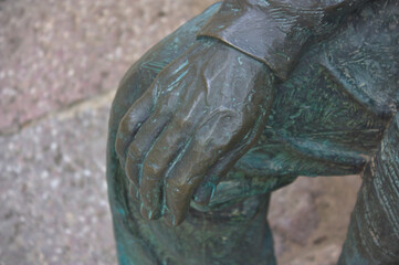 Retrato de la estatura en bronce de Julian Garcia Gisbert, en la plaza de Morella, Castellon,...